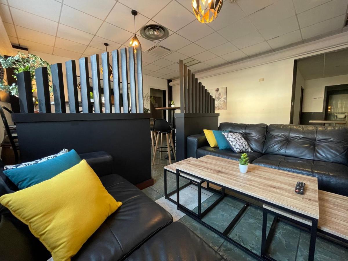 Hotel Restaurant Kyriad Direct Dijon Nord - Zenith - Toison D'Or 외부 사진