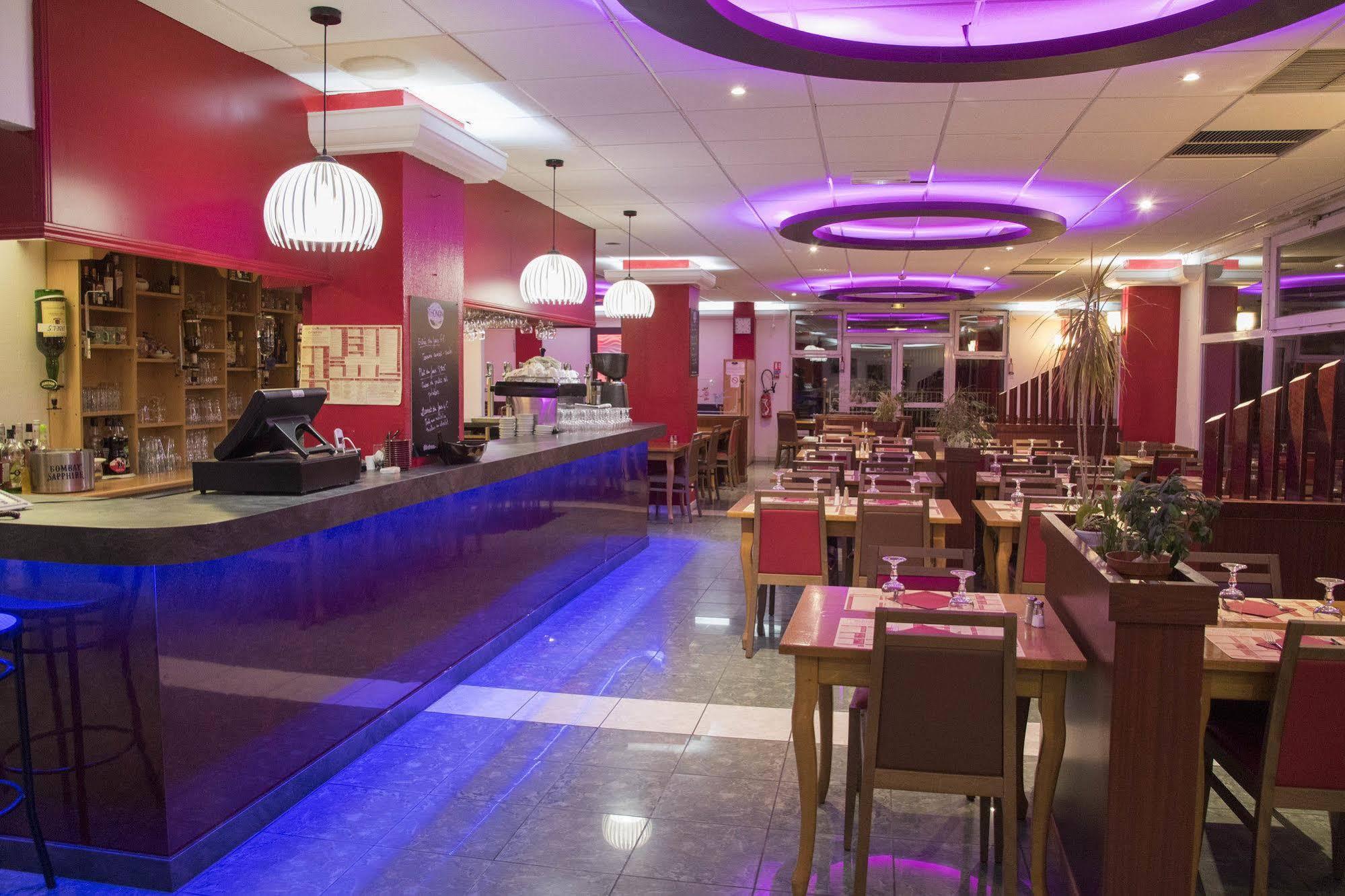 Hotel Restaurant Kyriad Direct Dijon Nord - Zenith - Toison D'Or 외부 사진