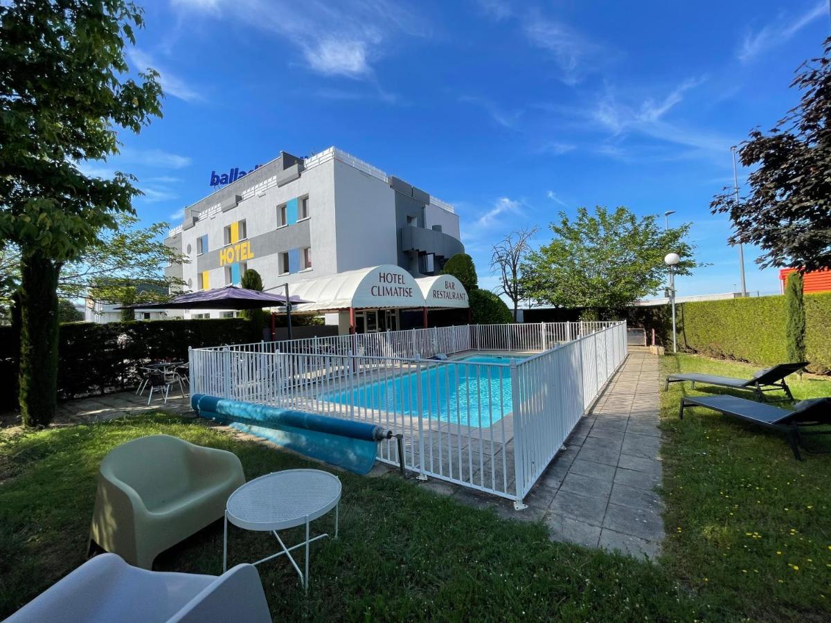 Hotel Restaurant Kyriad Direct Dijon Nord - Zenith - Toison D'Or 외부 사진