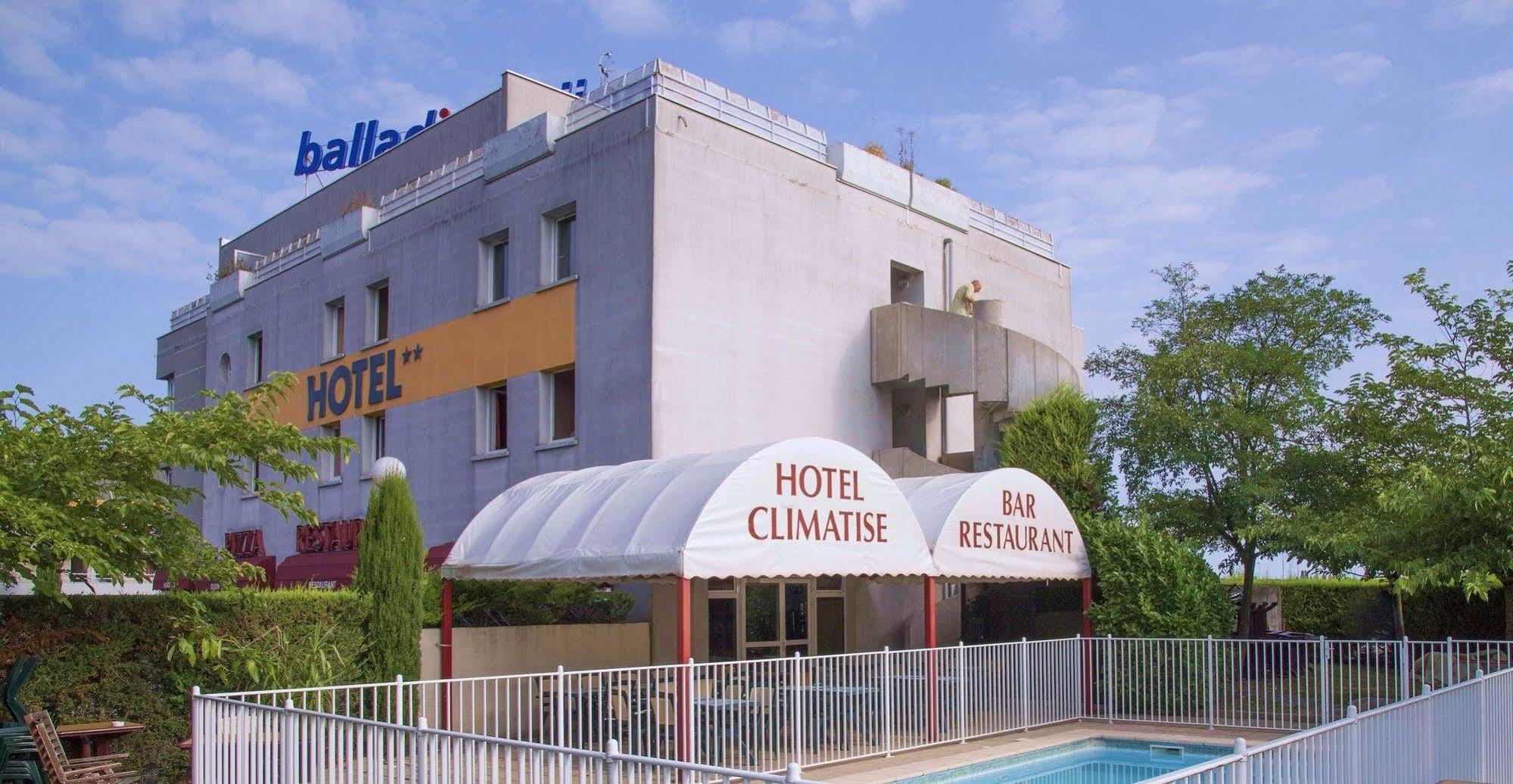 Hotel Restaurant Kyriad Direct Dijon Nord - Zenith - Toison D'Or 외부 사진