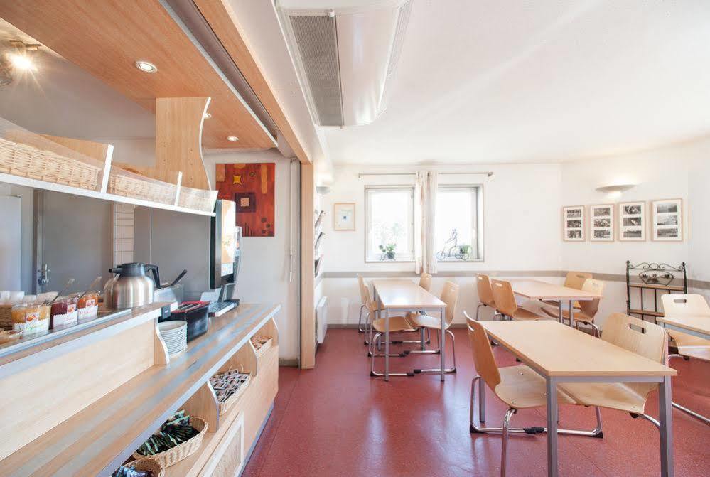 Hotel Restaurant Kyriad Direct Dijon Nord - Zenith - Toison D'Or 외부 사진