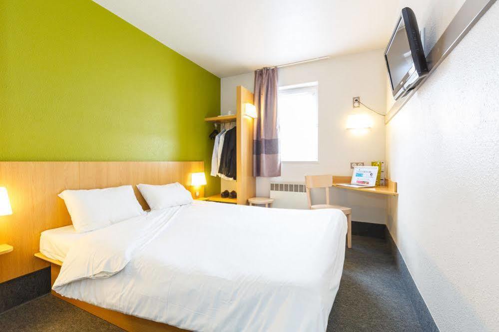 Hotel Restaurant Kyriad Direct Dijon Nord - Zenith - Toison D'Or 외부 사진