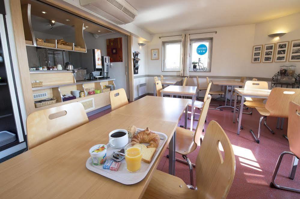Hotel Restaurant Kyriad Direct Dijon Nord - Zenith - Toison D'Or 외부 사진