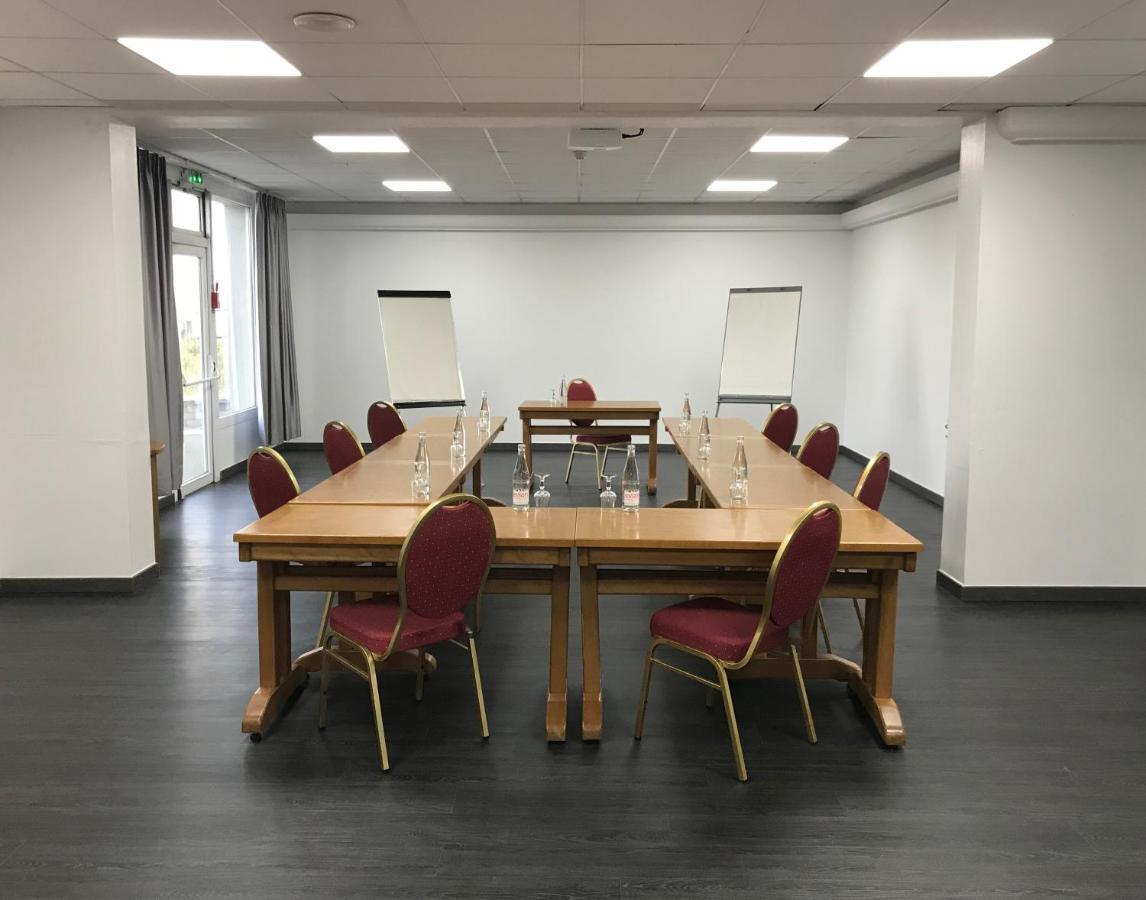 Hotel Restaurant Kyriad Direct Dijon Nord - Zenith - Toison D'Or 외부 사진